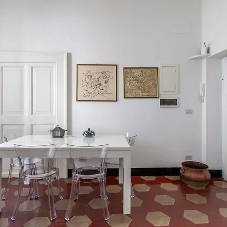 Spanish Steps Charming Apartment *